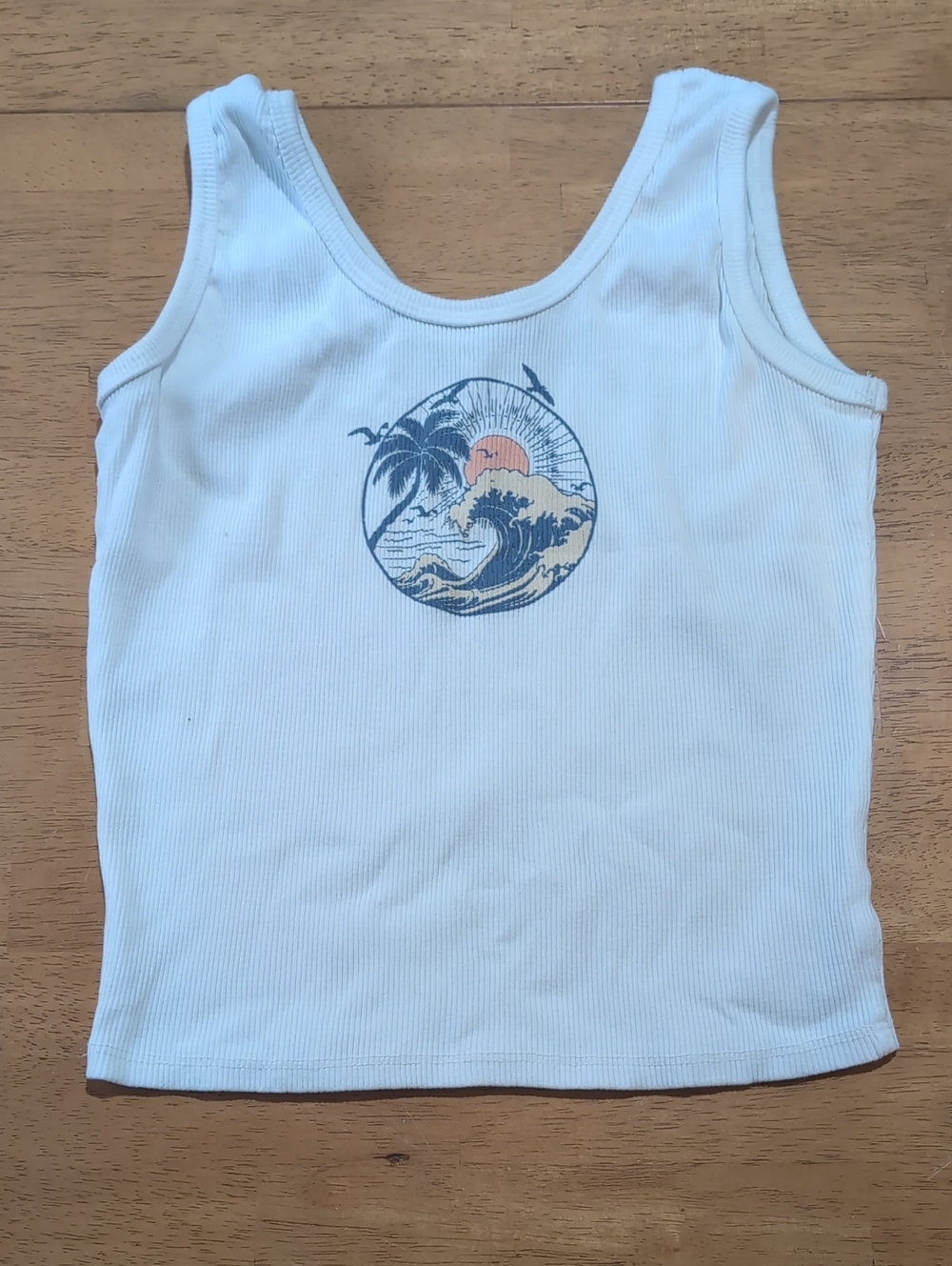 White Cropped Ribbed Tank Top with Beach Wave Graphic